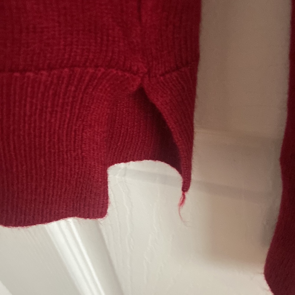 Sweet Romeo Red Sweater - Picture 3 of 3